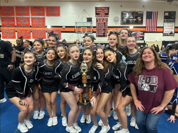 LHS Cheerleaders Seek Equal Recognition and Resources in Athletic Program
